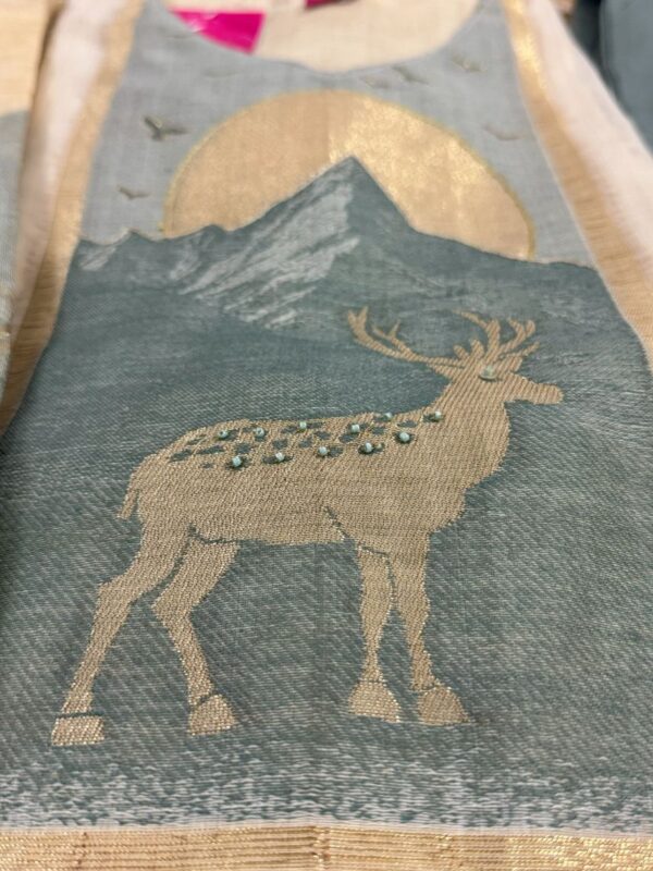 Off-White Weaved Tassar Kurti with Pant & Dupatta – Elegant Zari Work