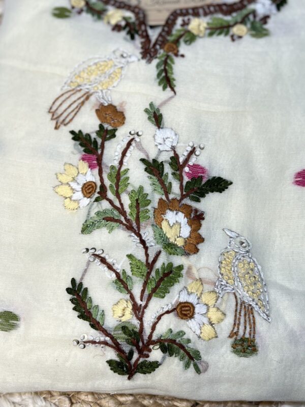 Premium Jamdani Hand-Embroidered Kurti Set with Dupatta and Pant