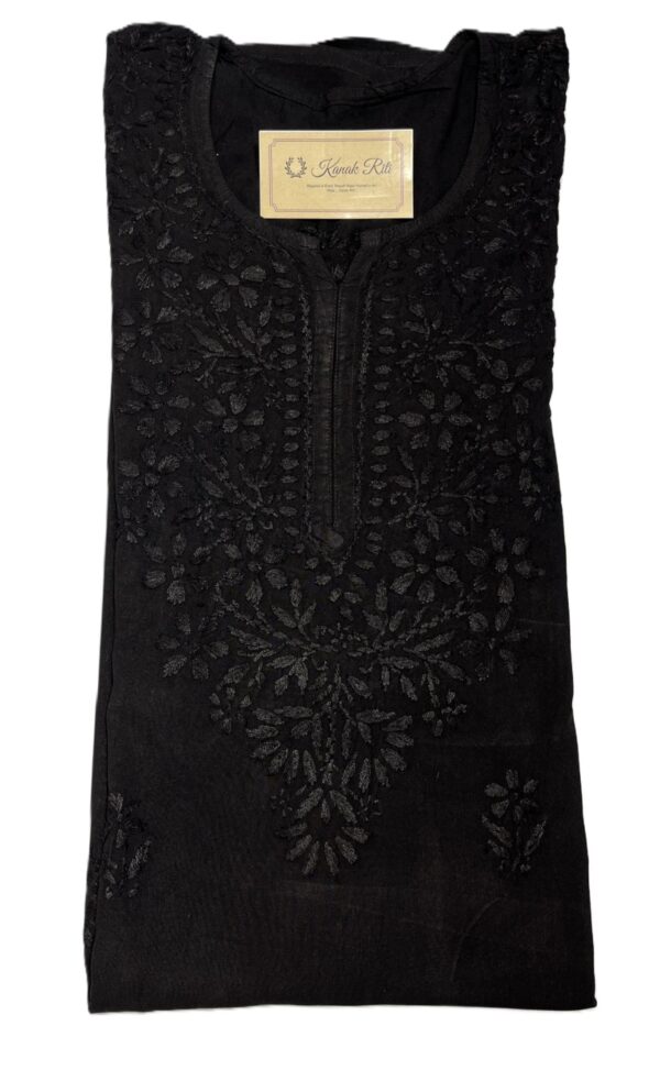 Traditional Lucknowi Chikankari Kurti