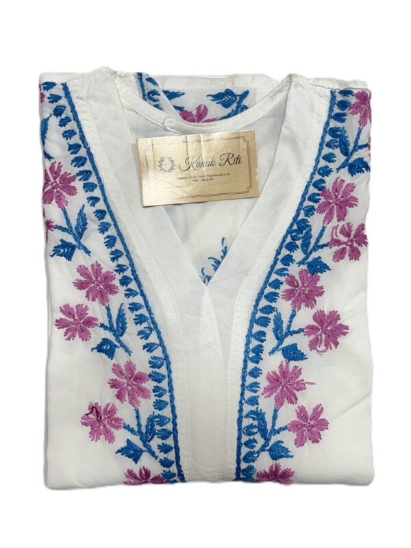 Traditional Lucknowi Chikankari kurti