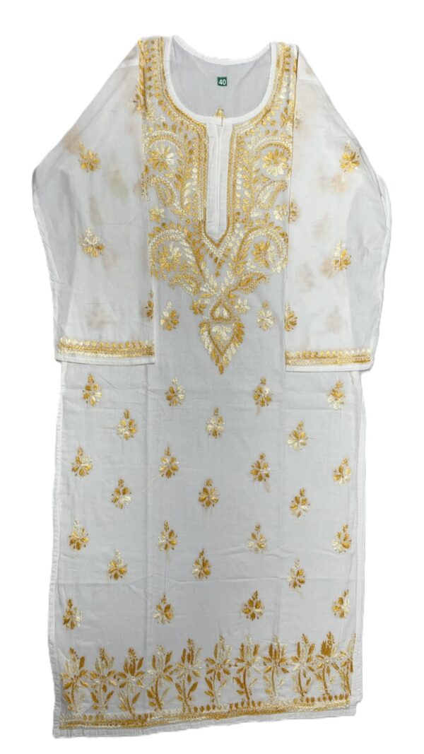 Elegant white cotton Chikankari kurti
