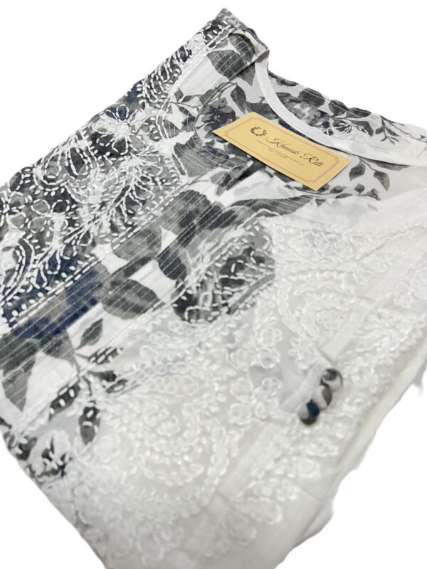 Designer Lucknowi Chikankari kurti
