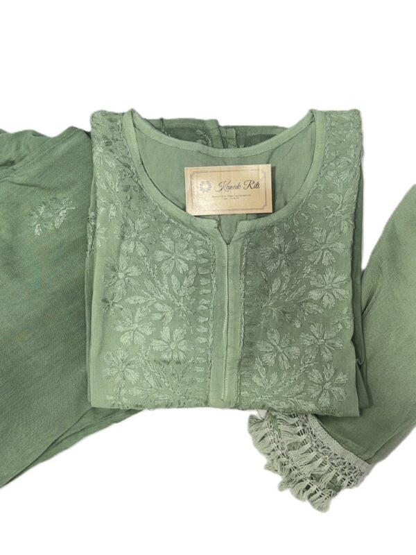 Chikankari kurti for women