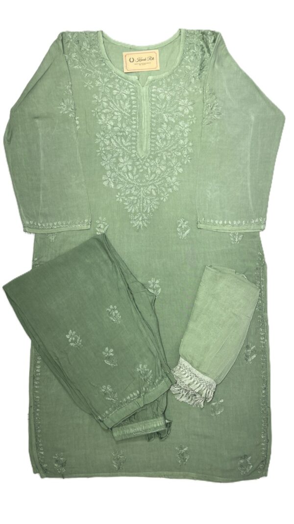 Chikankari kurti for women
